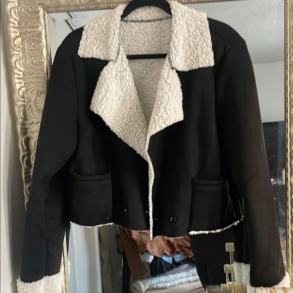 Black Teddy Jacket with Contrasting Cream Collar - Picture 1 of 4